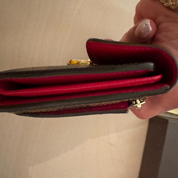 LOUIS VUITTON 
Damier Ebene Koala Compact Wallet - Picture 6 of 14